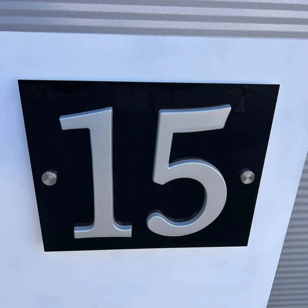 Modern Aluminium House Numbers – Sleek Design and Easy Installation - Image 5